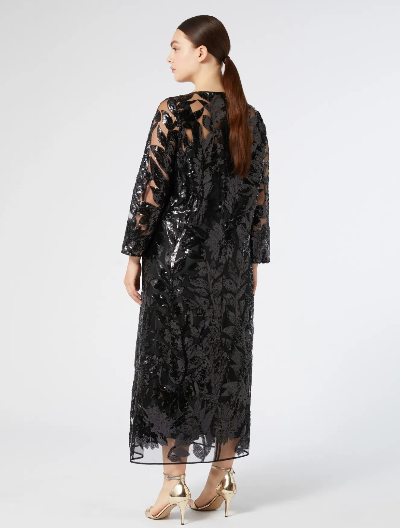 Abito in tulle con paillettes