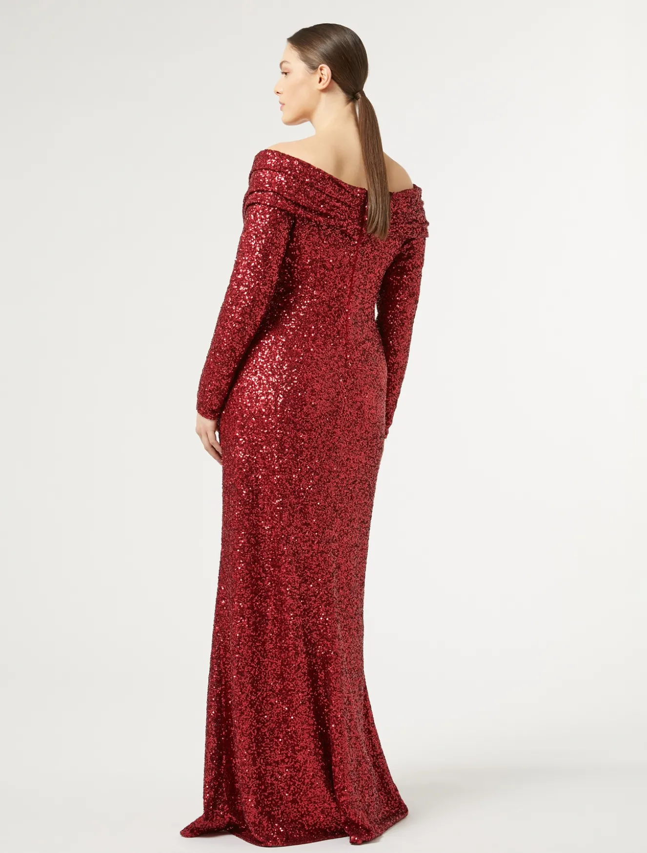 Abito lungo in paillettes