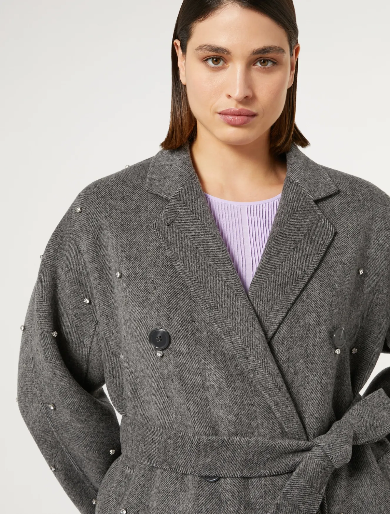 Cappotto in double di lana con ricami