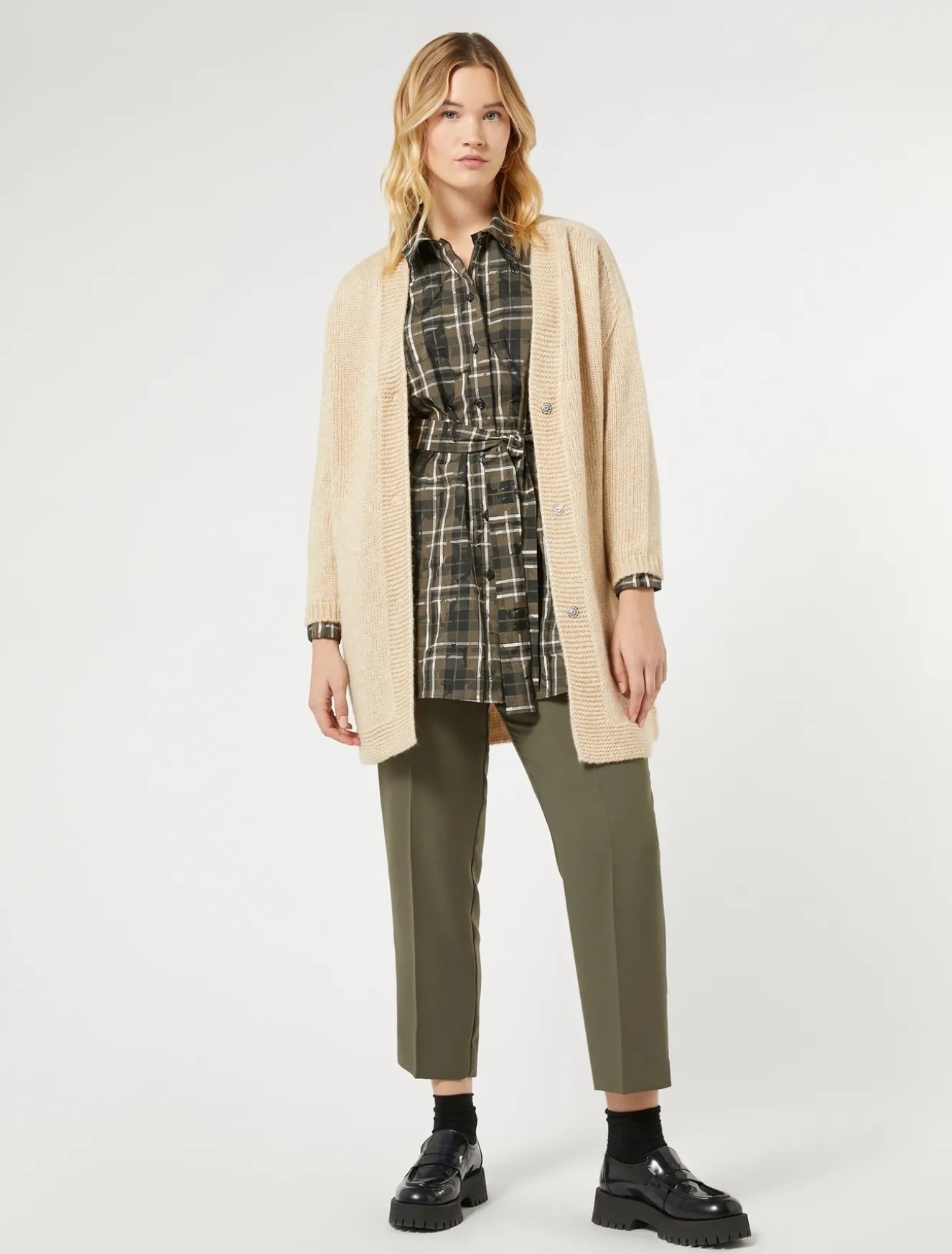 Pantaloni in crêpe di envers satin