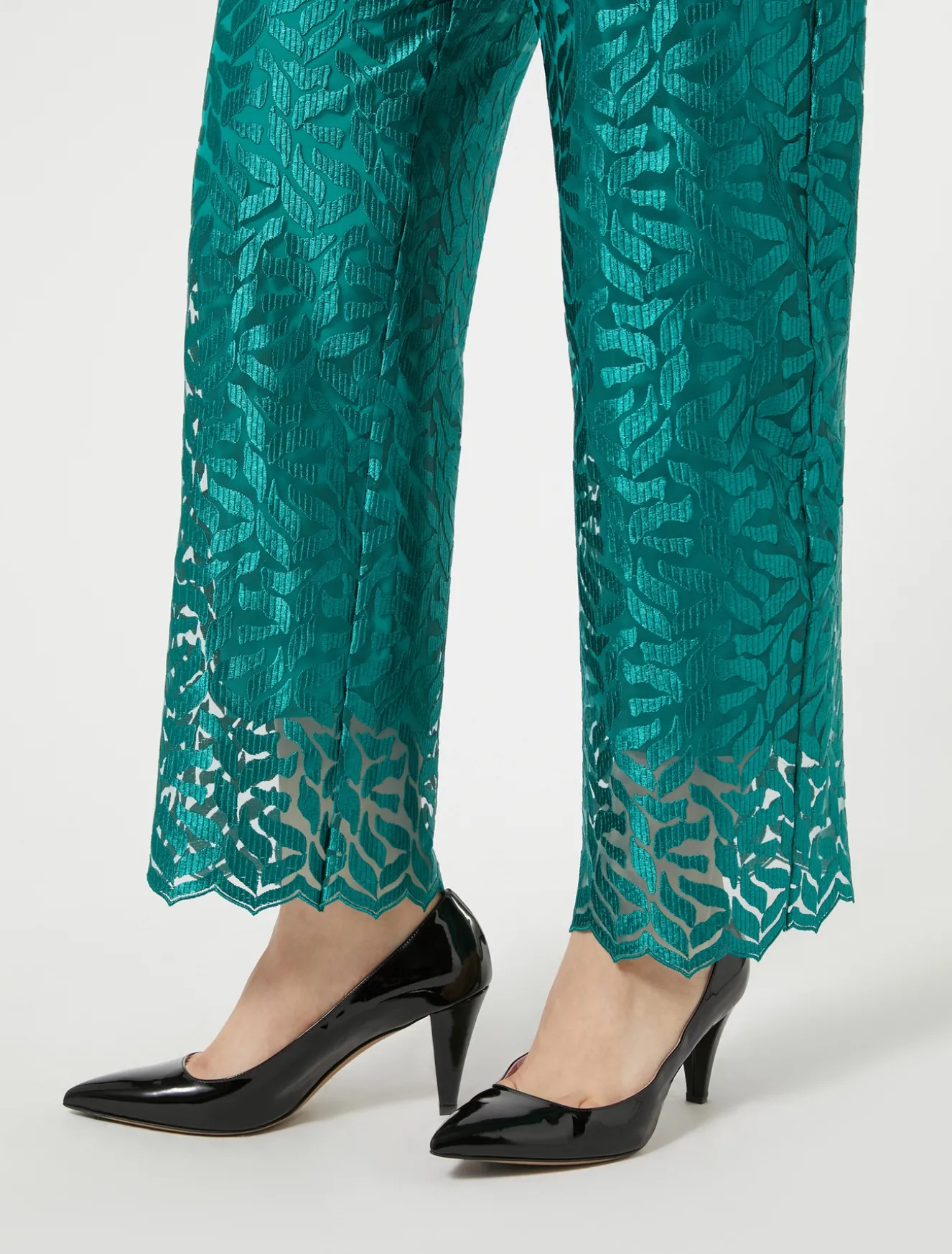 Pantaloni in tulle ricamato