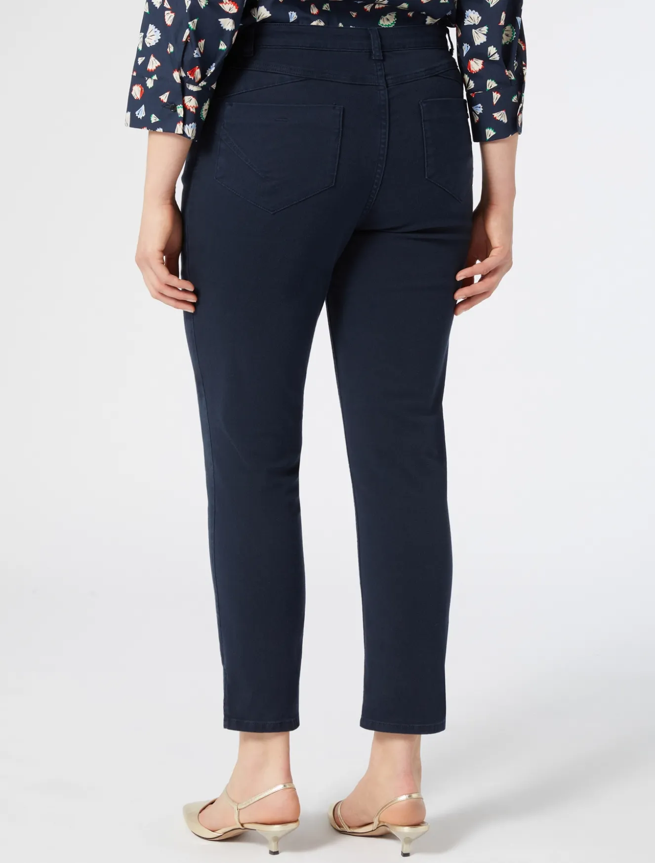 Pantaloni Perfect fit in bull di cotone