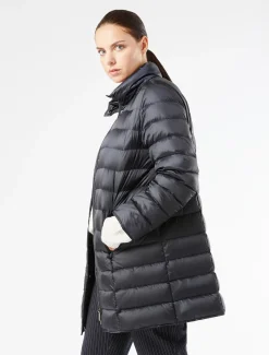 Piumino in tela di nylon antigoccia