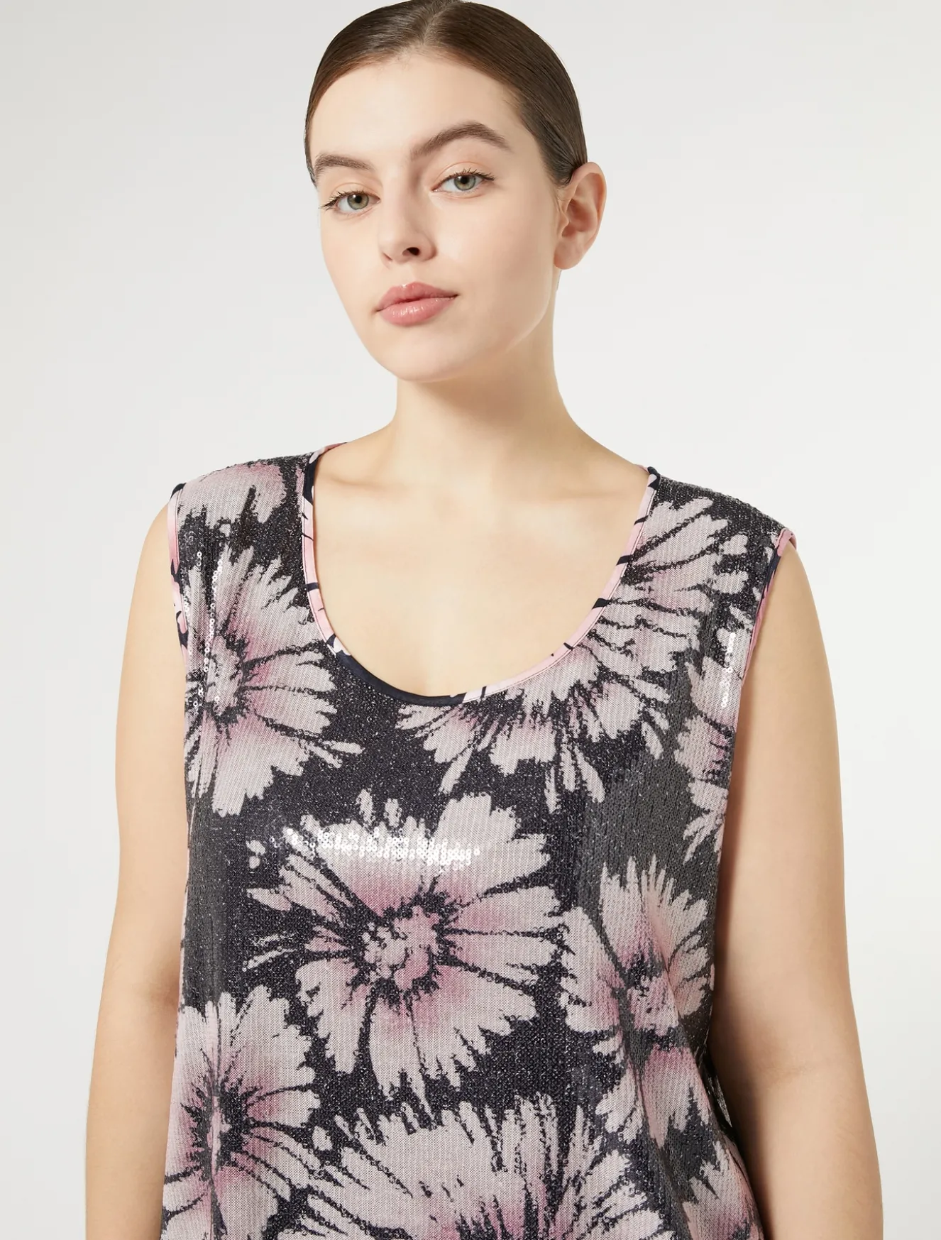 Top in paillettes e raso