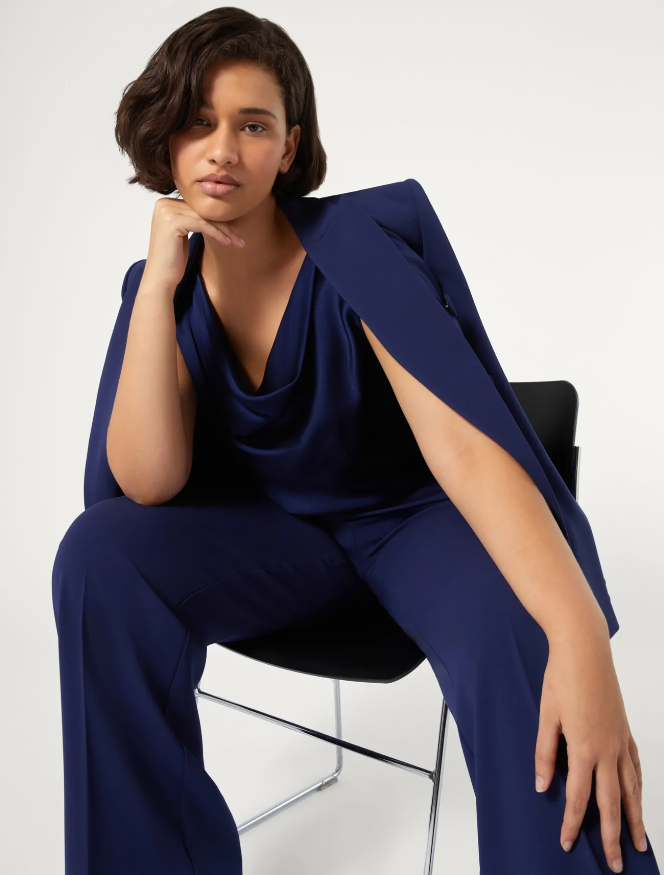 Top in satin con drappeggio