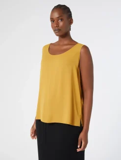 Top in tessuto fluido