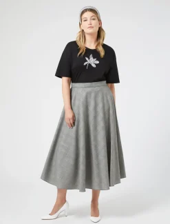 T-shirt in jersey con ricamo